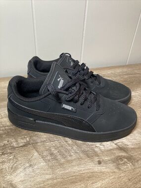 Puma Clasico Buck Black Men’s 9.5 Lace Up Basketball Low Top